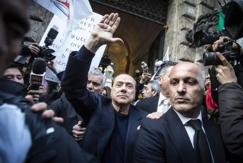 la festa per l'assoluzione di berlusconi in cassazione 13