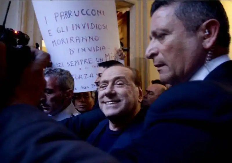 la festa per l'assoluzione di berlusconi in cassazione 14