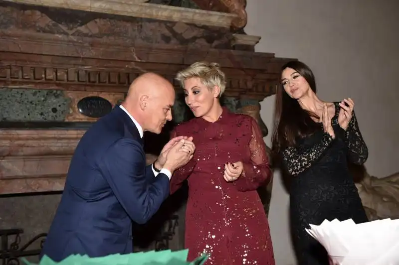 luca zingaretti malika ayane monica bellucci