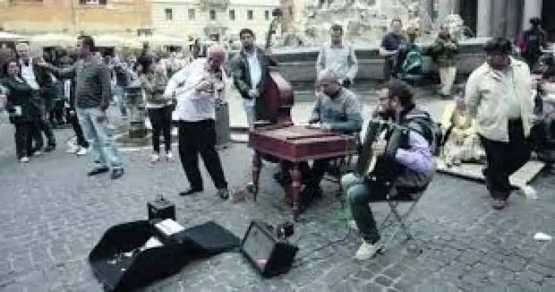 MUSICISTI DI STRADA 3