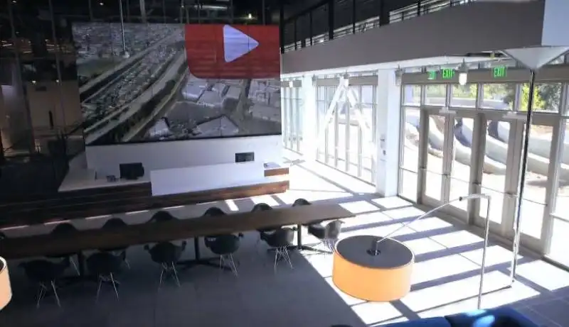 youtube space 4