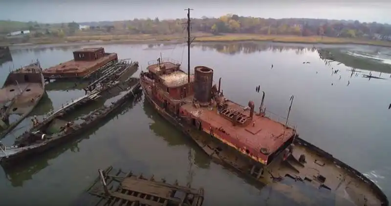 arthur  kill ship graveyard  1