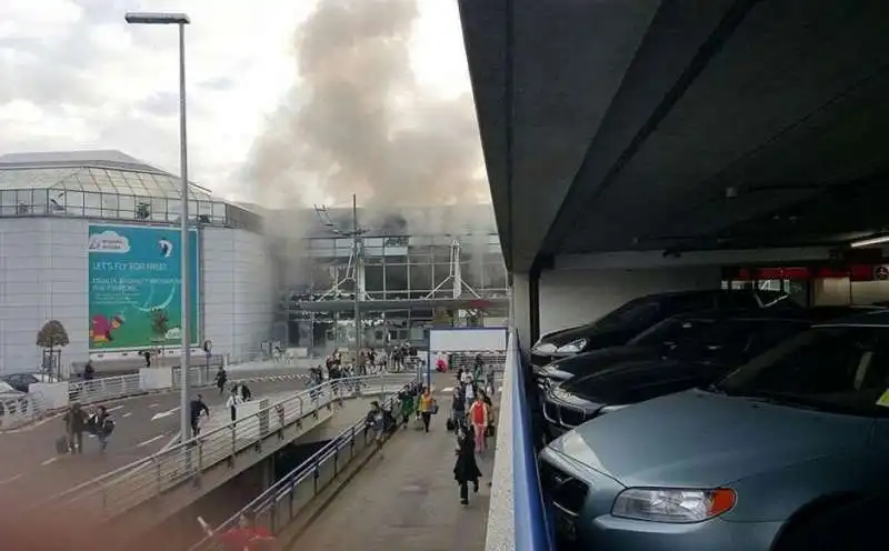 attentato all aeroporto di bruxelles   9