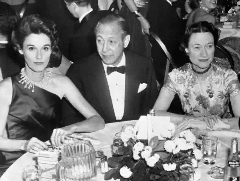 babe paley con marito e la duchessa di windsor