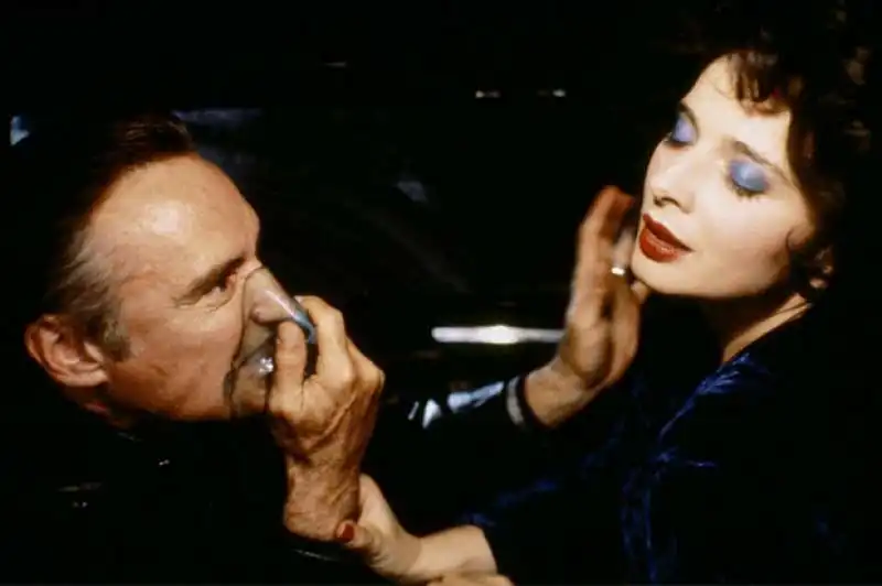 blue velvet dennis hopper isabella rossellini