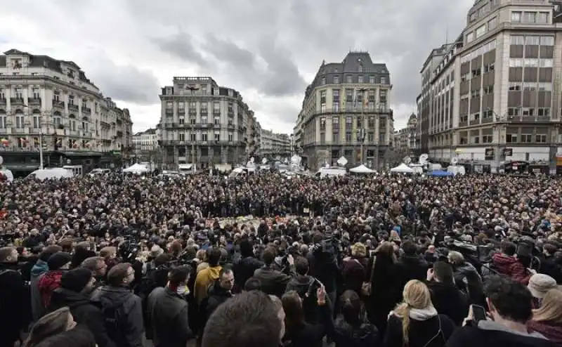 BRUXELLES MINUTO DI SILENZIO