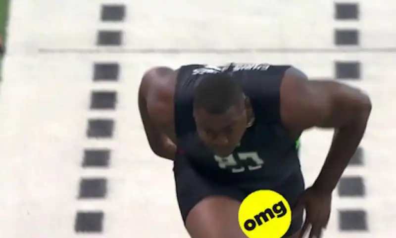 chris jones nfl incidente sulla pista di atletica  1