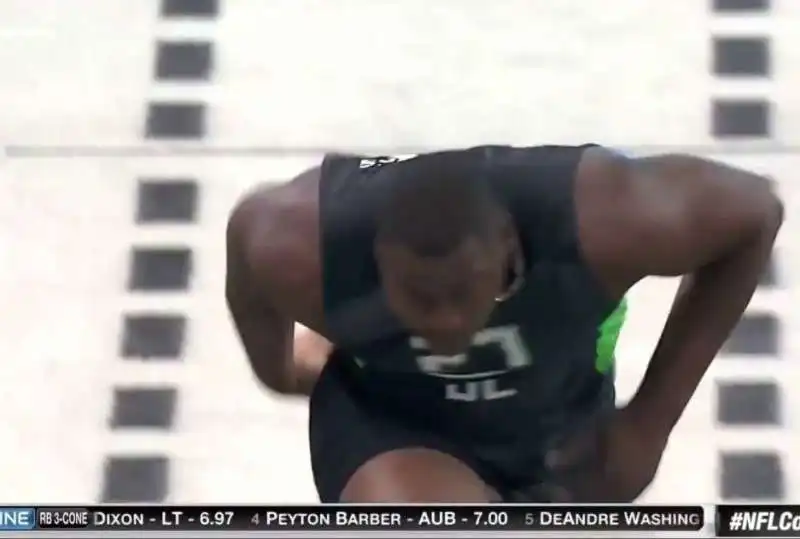 chris jones nfl incidente sulla pista di atletica  7