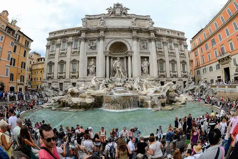 fontana di trevi 2