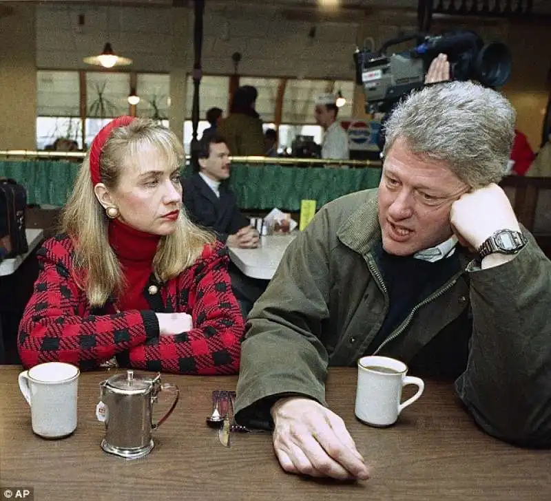 HILLARY E BILL CLINTON