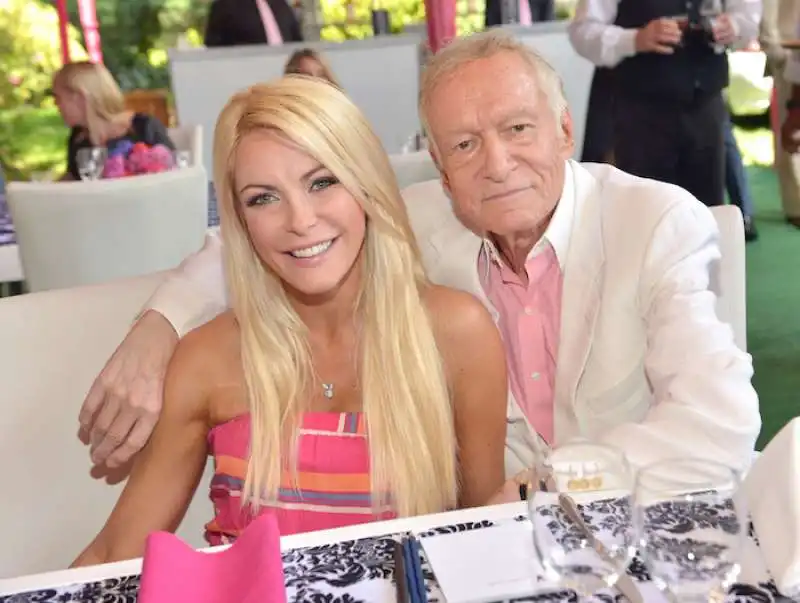 hugh hefner 89 e crystal harris 29