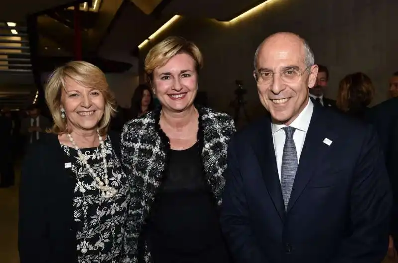 il ministro federica guidi con maria patrizia grieco e francesco starace