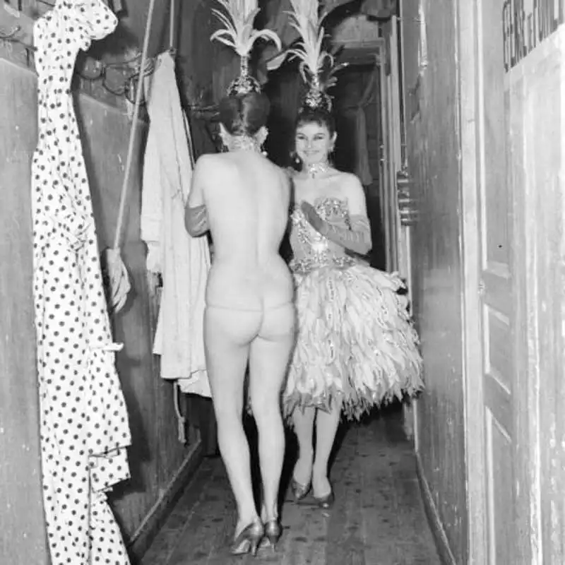 il tanga veniva usato nel burlesque