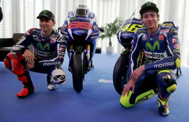 jorge lorenzo e valentino rossi (2)