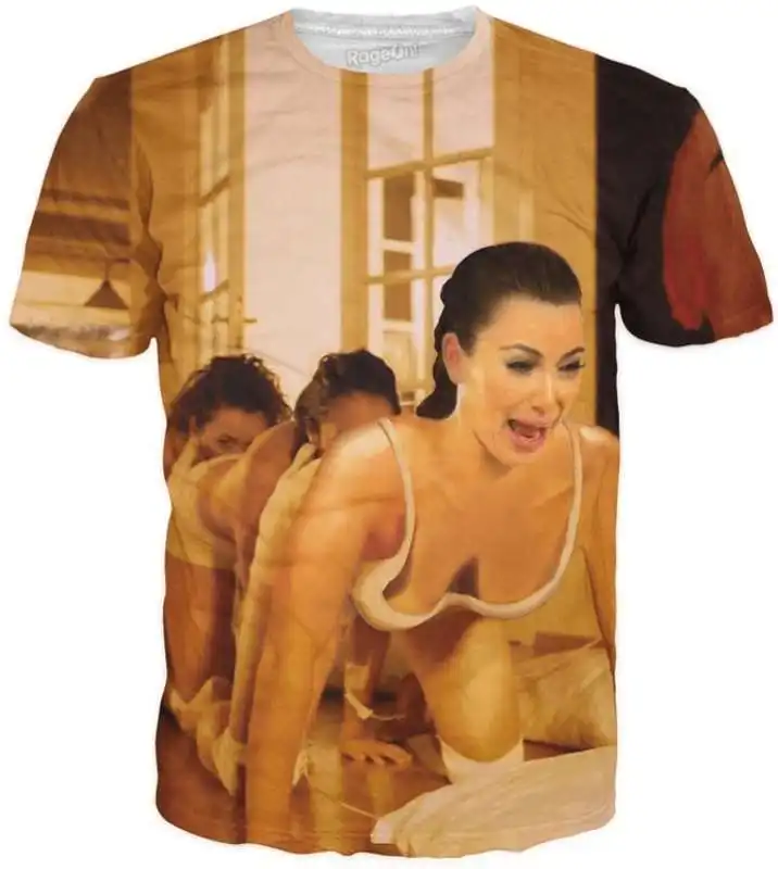 la maglia di kim kardashian a pecorina