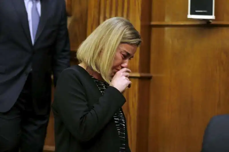 MOGHERINI IN LACRIME