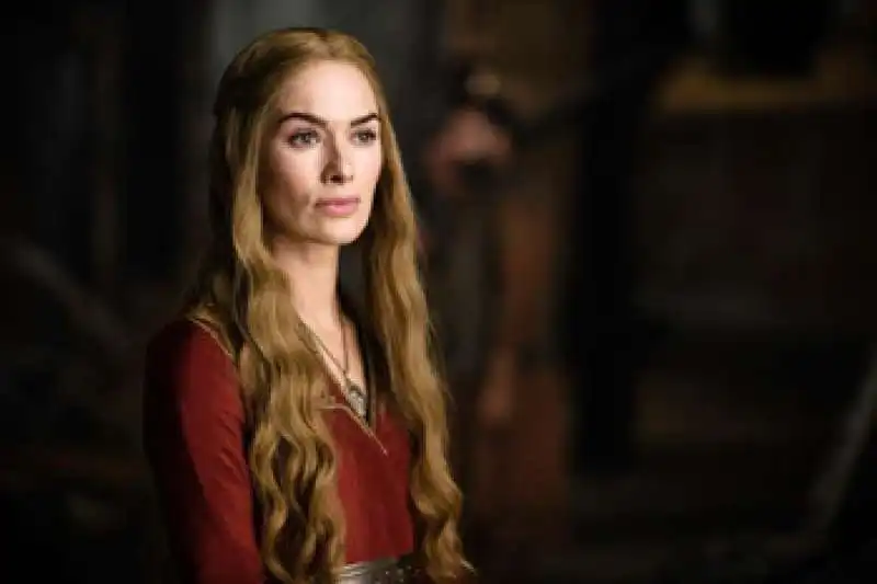 nel libro cersei ama fare ditalini alle nobildonne