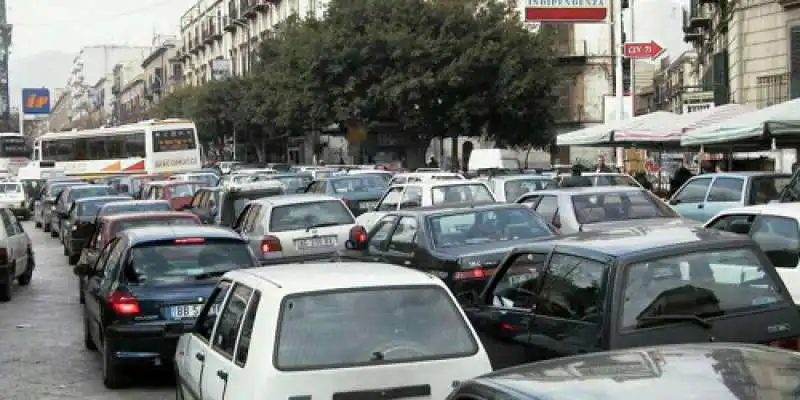 PALERMO TRAFFICO