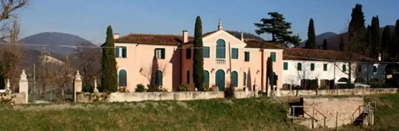 VILLA RODELLA GALAN