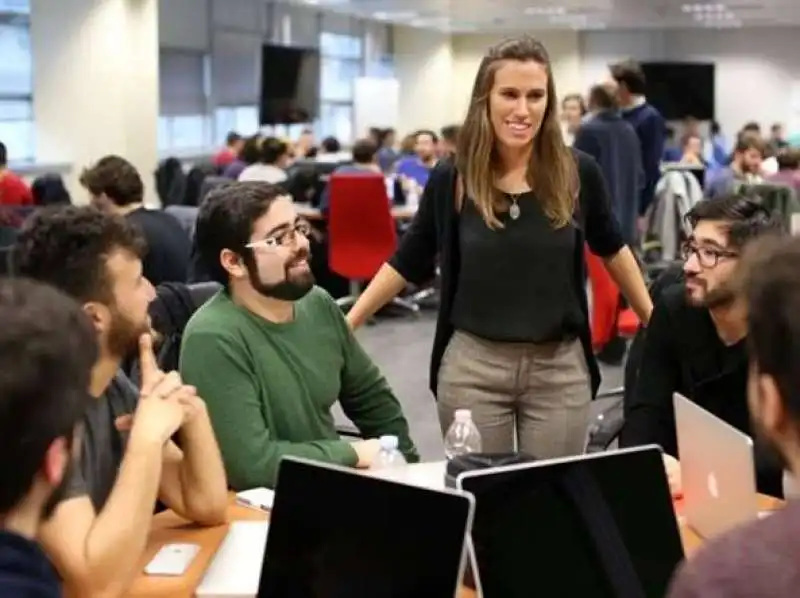 ACCADEMIA APPLE A NAPOLI