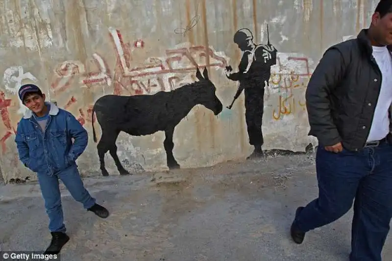 banksy murale betlemme