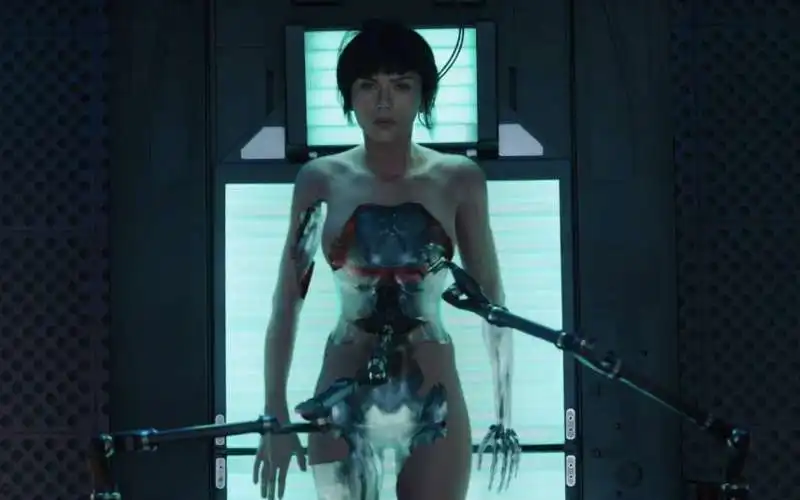 GHOST IN THE SHELL   