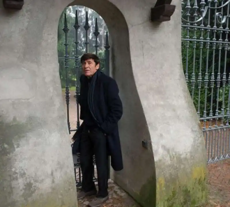 GIANNI MORANDI A VILLA CELENTANO DI GALBIATE