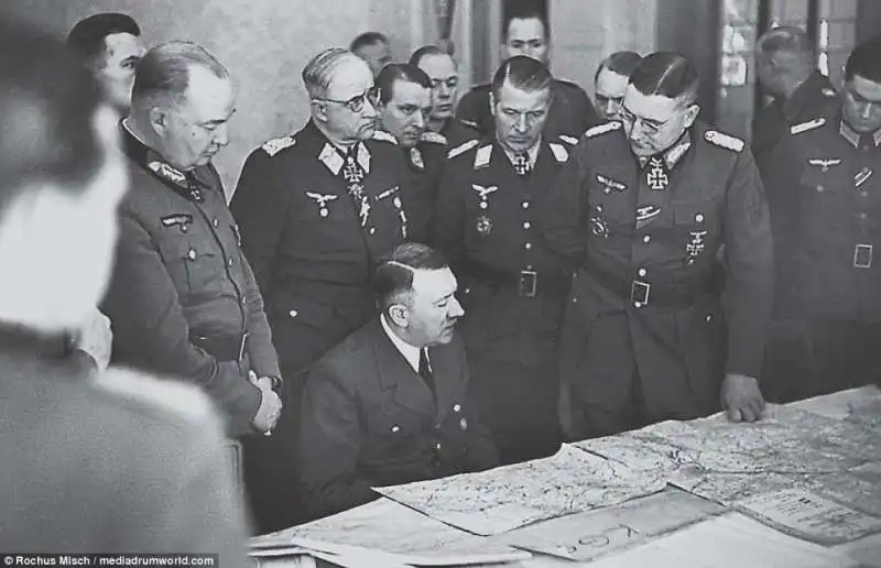 hitler ultima visita alle truppe