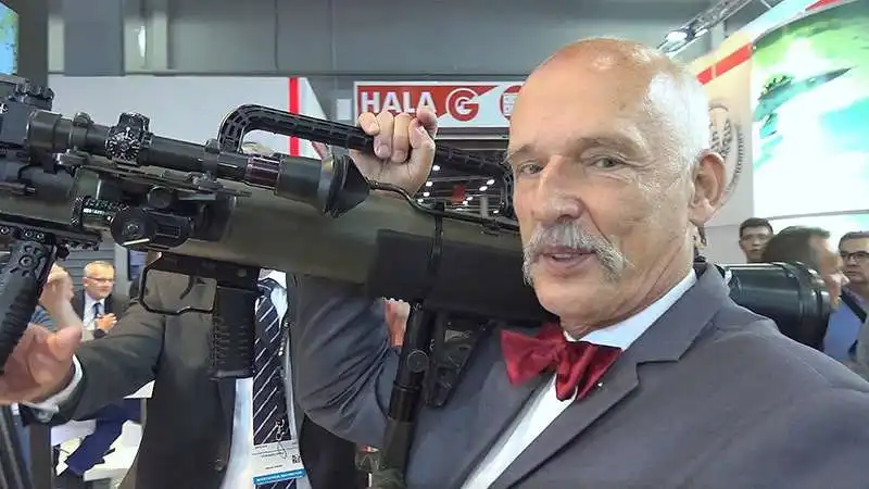 JANUSZ KORWIN MIKKE 