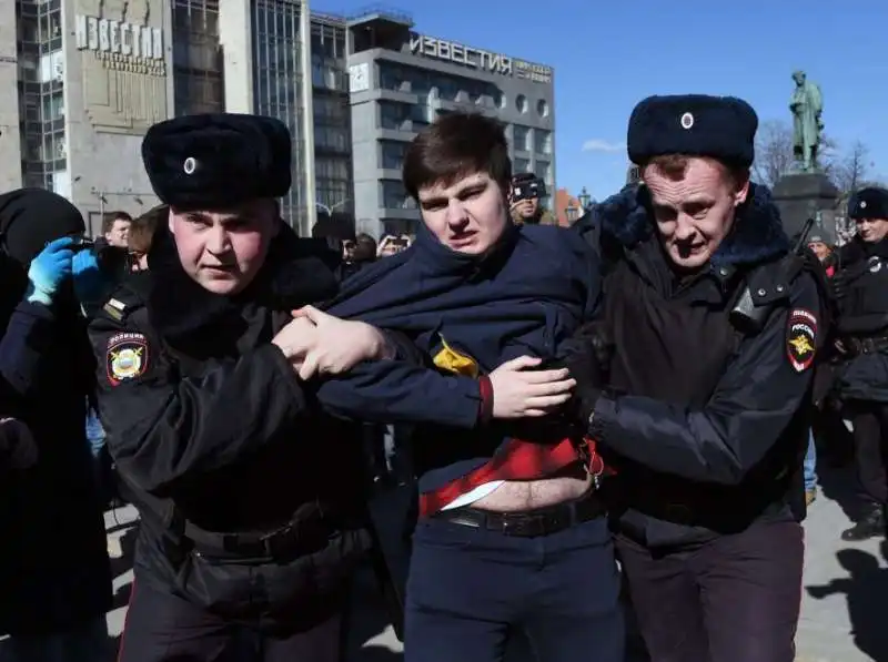 manifestazione anti corruzione   arresti in russia  7