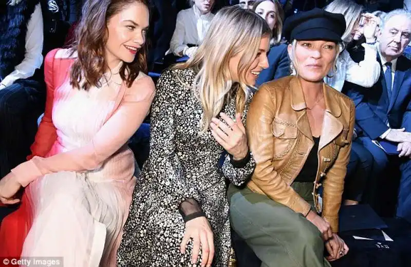 SIENNA MILLER - KATE MOSS - MICHELE SANTORO.   