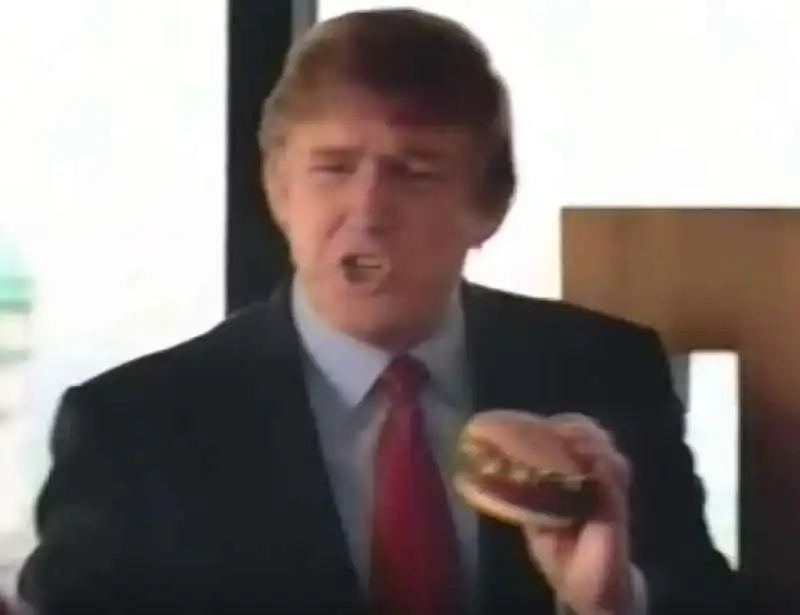 trump ha anche recitato in una pubblicita di mcdonalds. 