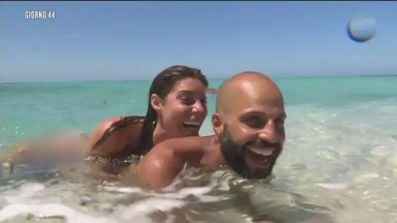 bianca atzei e jonathan nudi all isola  3