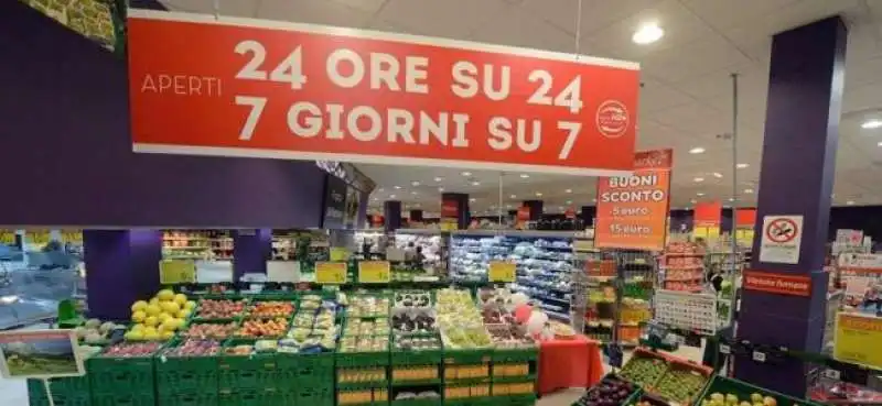 carrefour aperti 24 ore