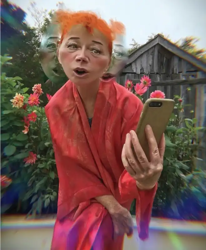 cindy sherman selfie 2