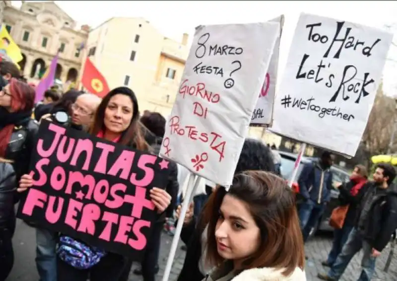 manifestazione wetoo  11