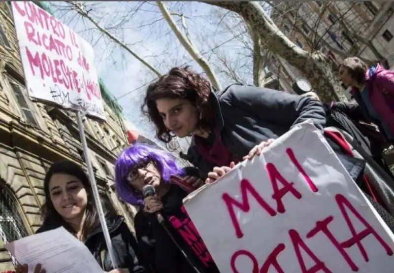 manifestazione wetoo  4