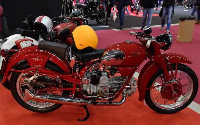 moto guzzi falcone del 1957