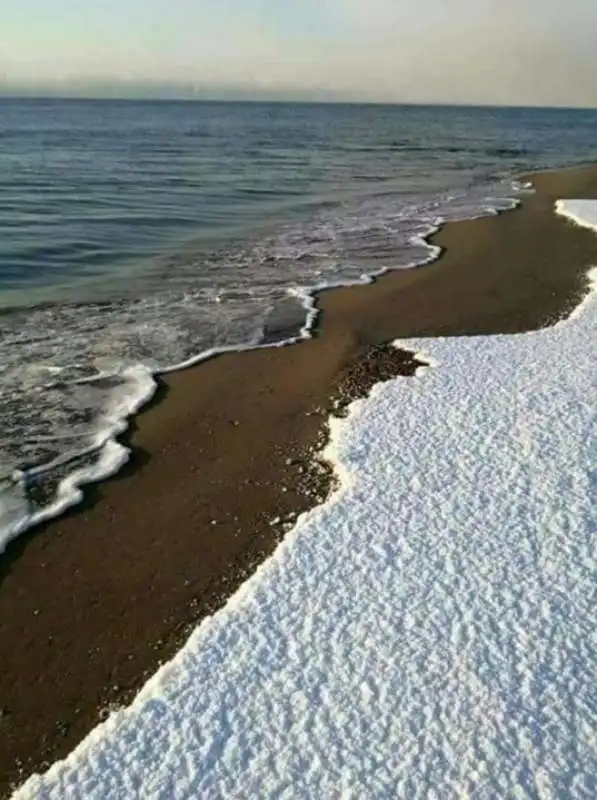 neve al mare