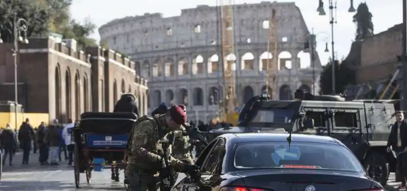 pasqua blindata a roma