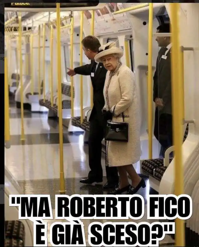 Roberto Fico  - meme