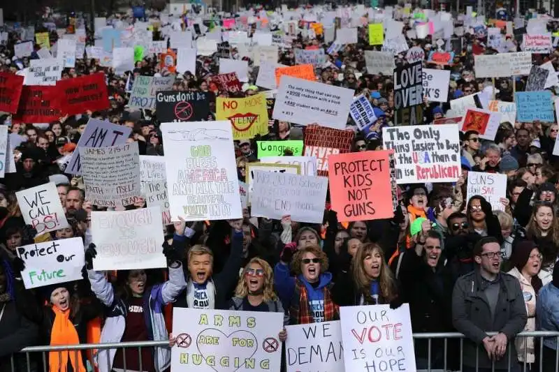 stati uniti   marcia degli studenti contro le armi  4