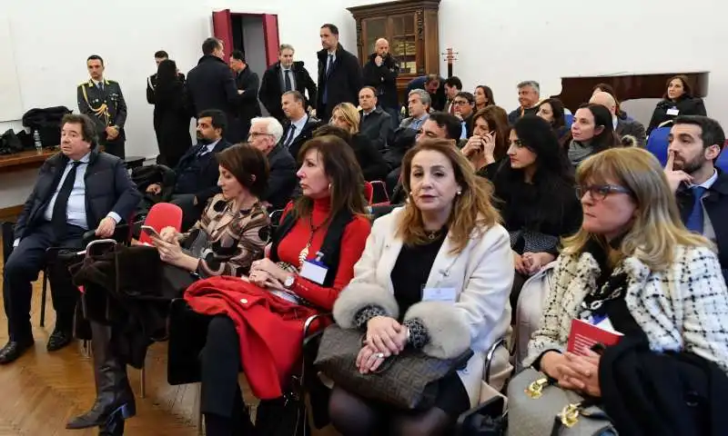 invitati alla presentazione libro pignatone prestipino