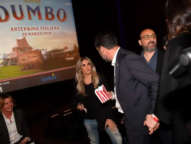 matteo salvini e francesca verdini all anteprima di dumbo foto di bacco (11)