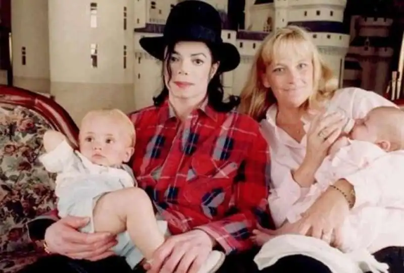 michael jackson, debbie rowe, paris e prince 2