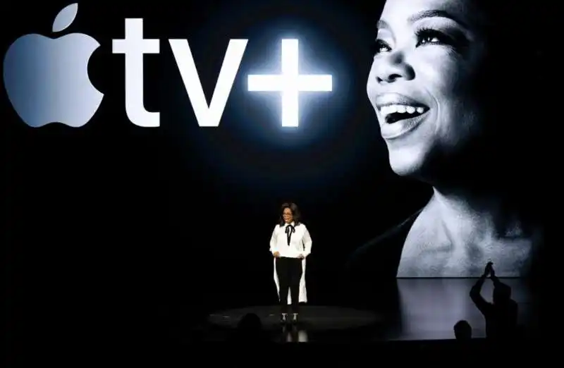 oprah winfrey alla presentazione di apple tv+ 1