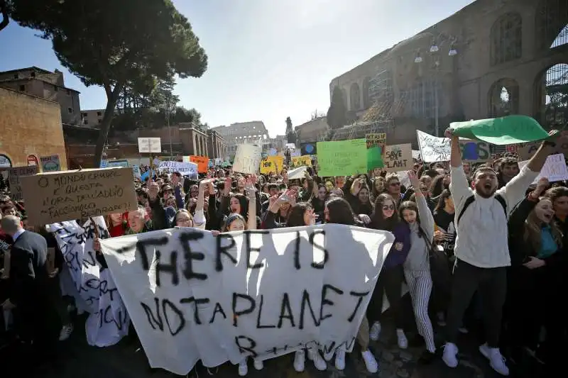 roma   corteo per l'ambiente   fridaysforfuture 13