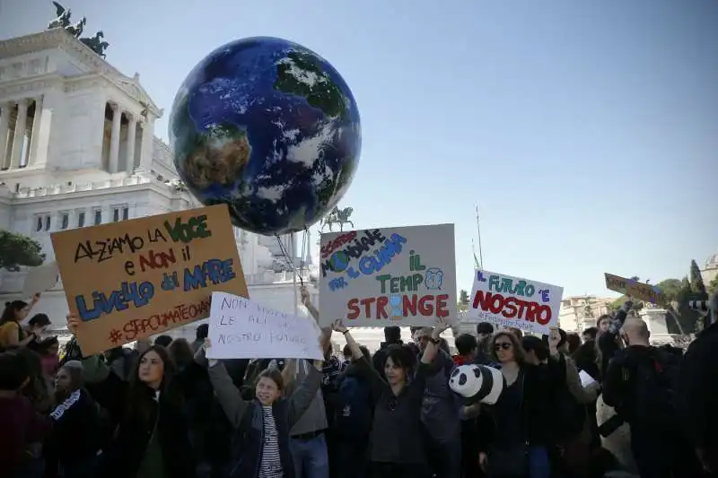 roma   corteo per l'ambiente   fridaysforfuture 32