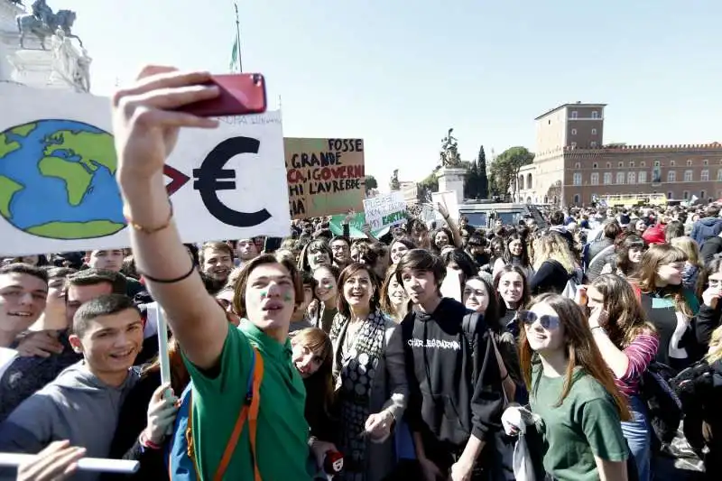 roma   corteo per l'ambiente   fridaysforfuture 50