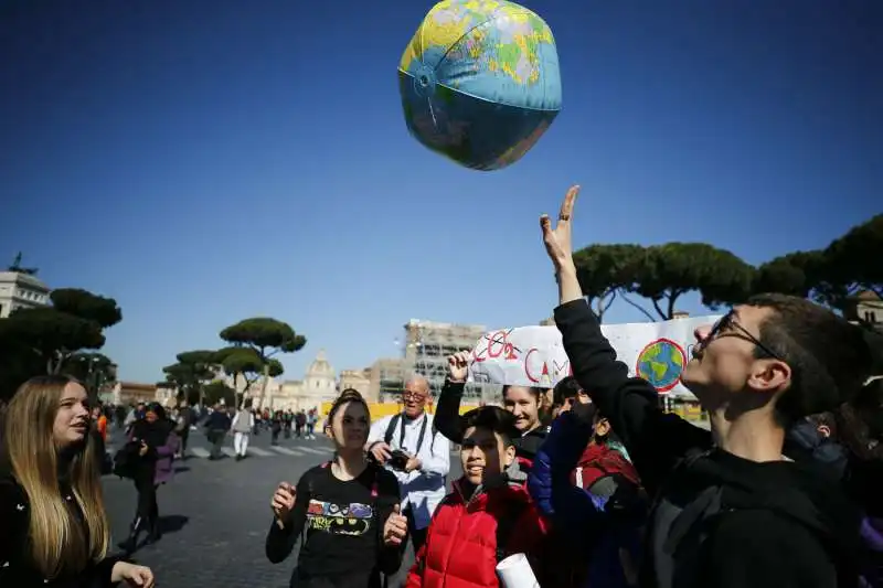 roma   corteo per l'ambiente   fridaysforfuture 8